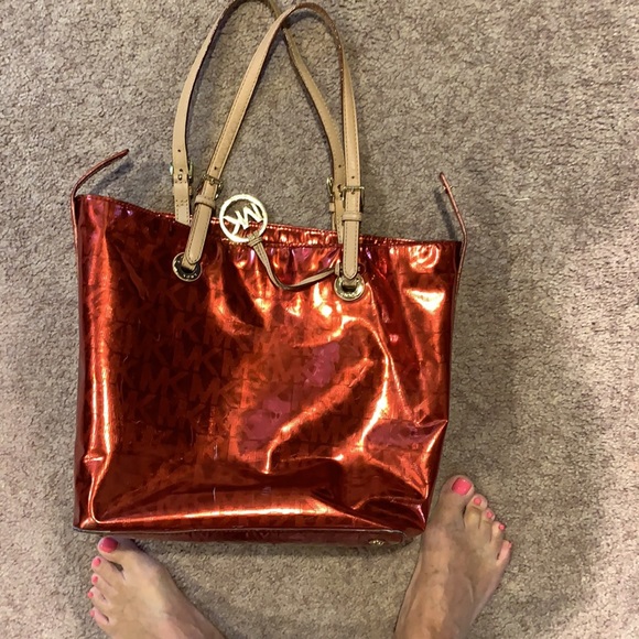 Michael Kors tote bag. Excellent condition. - Picture 2 of 5